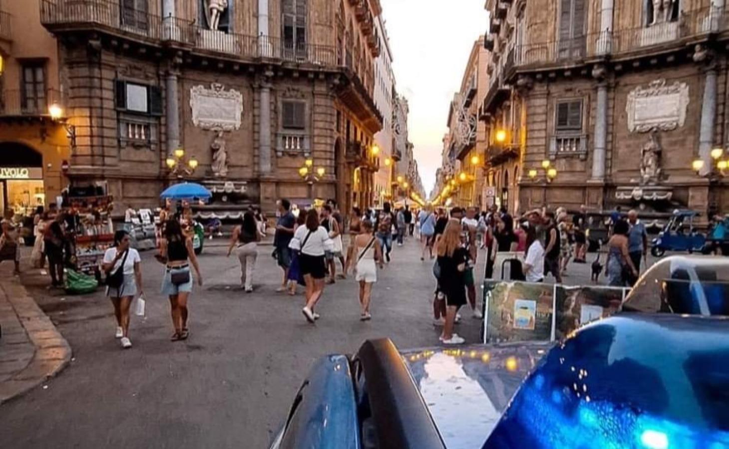 Polizia quattro canti centro storico Palermo
